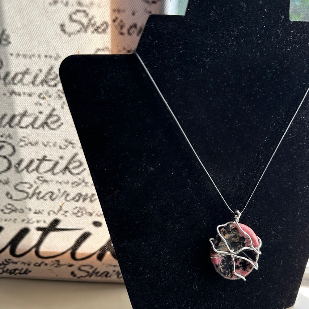 Rhodonite Copper Wire Wrapped Pendant Necklace (Silver) Handmade with Love ☮️❤️🔆